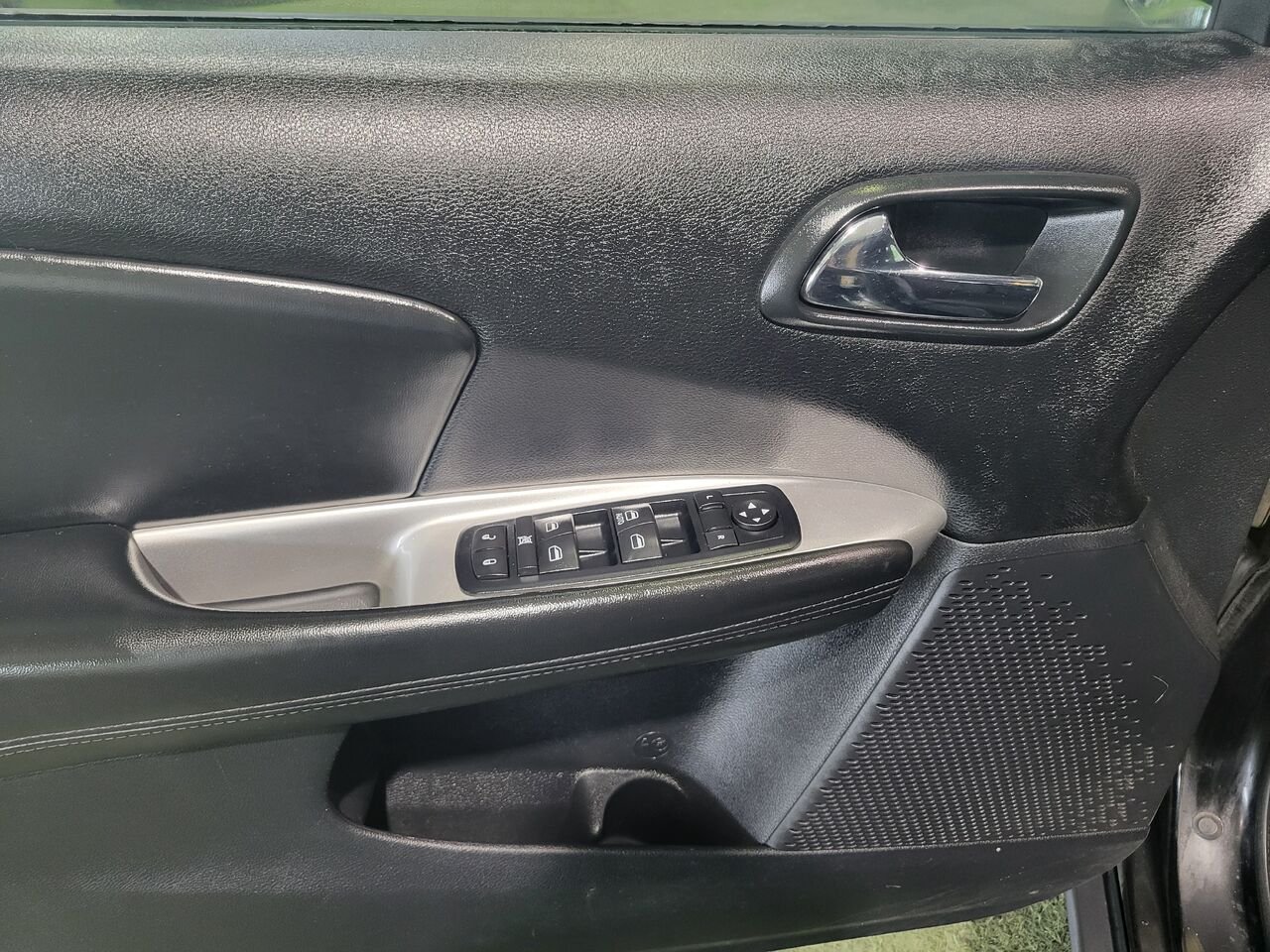 2015 Dodge Journey Black  - photo #9