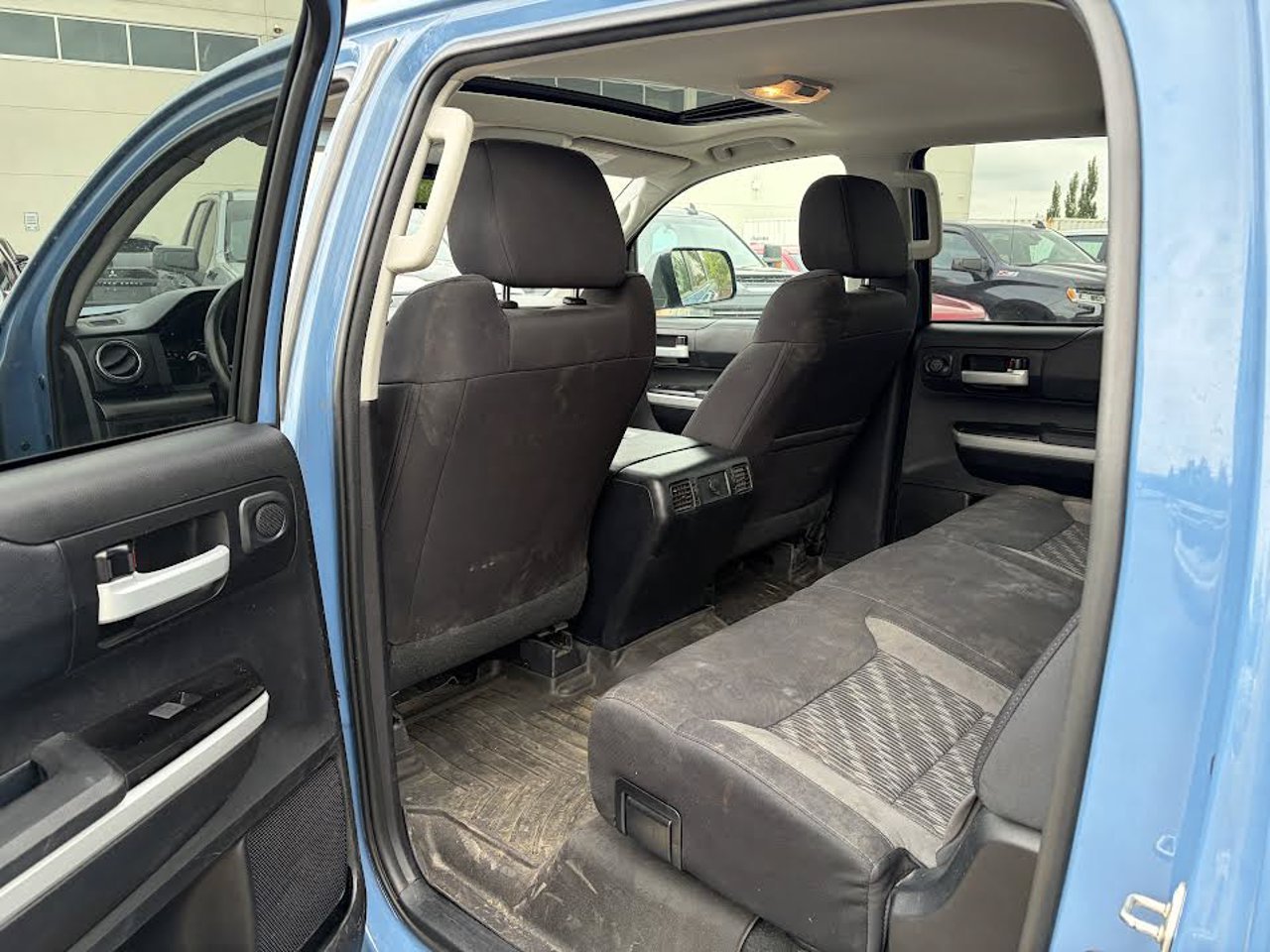 2019 Toyota Tundra 4x4 Crewmax SR5 Plus 5.7L Cavalry Blue Sherwood Park - photo #6