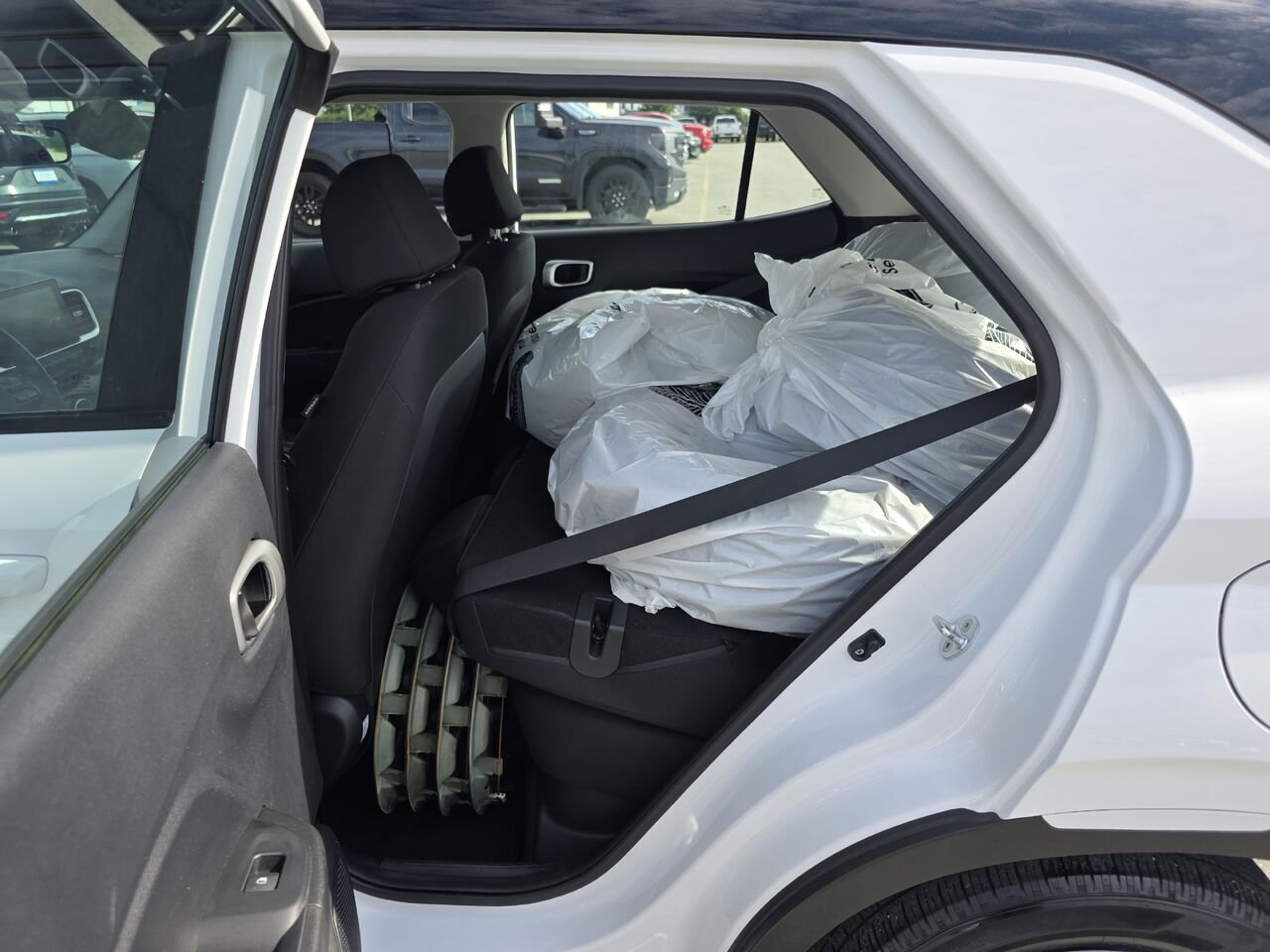 Hyundai Venue Essential IVT avec couleur deux tons 2021 Blanc Rouyn-Noranda - photo #38