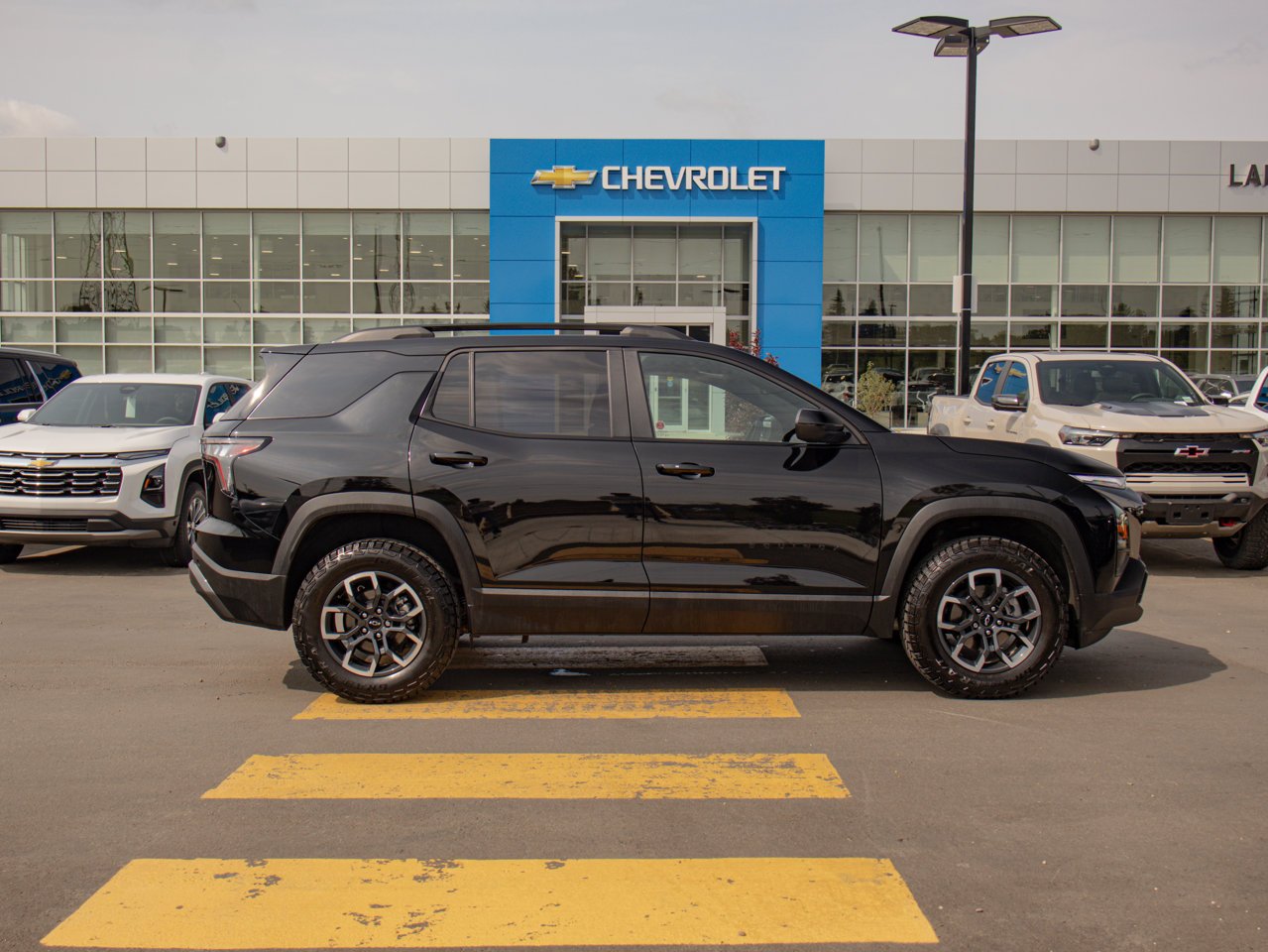 2025 Chevrolet Equinox AWD 4dr ACTIV Black Sherwood Park - photo #12