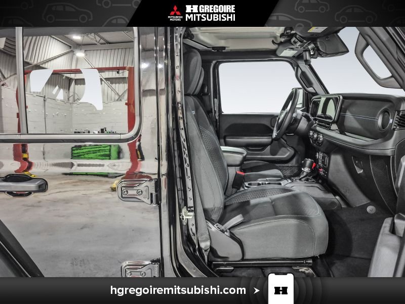 2024 Jeep Wrangler Black Blainville - photo #15