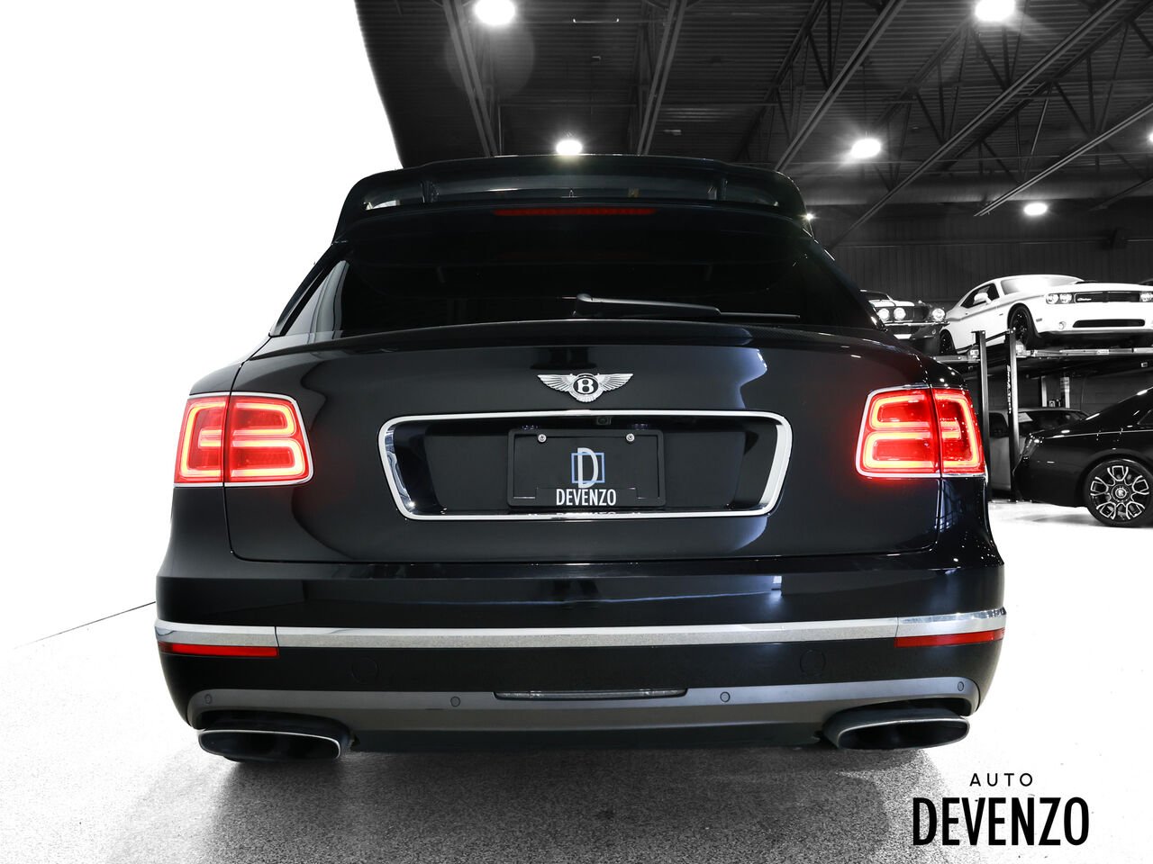 2017 Bentley Bentayga Black Saint-Eustache - photo #3