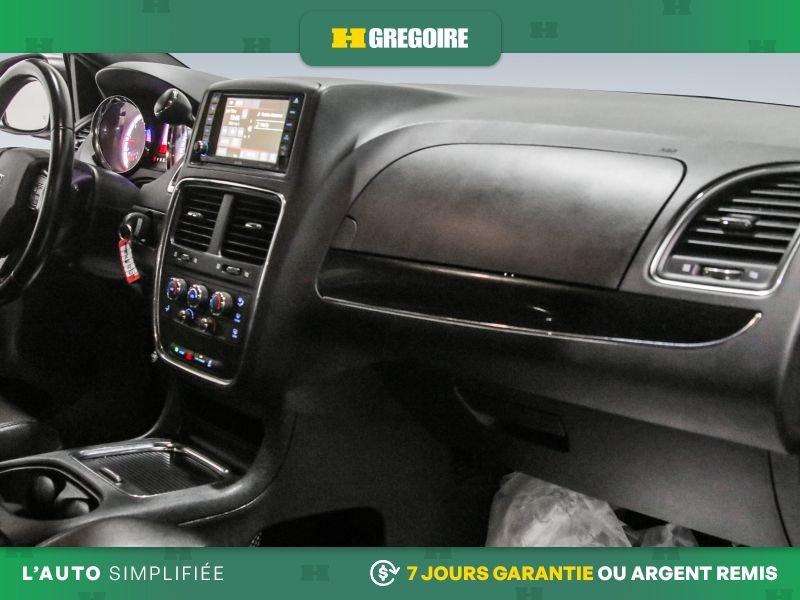 Dodge GR Caravan 2019 Bleu Blainville - photo #32