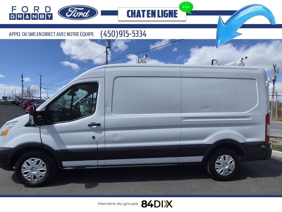 Ford Transit fourgon utilitaire T-350 toit moyen 148 po PNBV de 9 500 lb porte coulissante côté passager 2015 Blanc