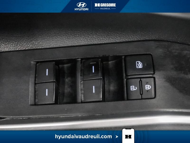 2020 Toyota Highlander Silver Laval - photo #16
