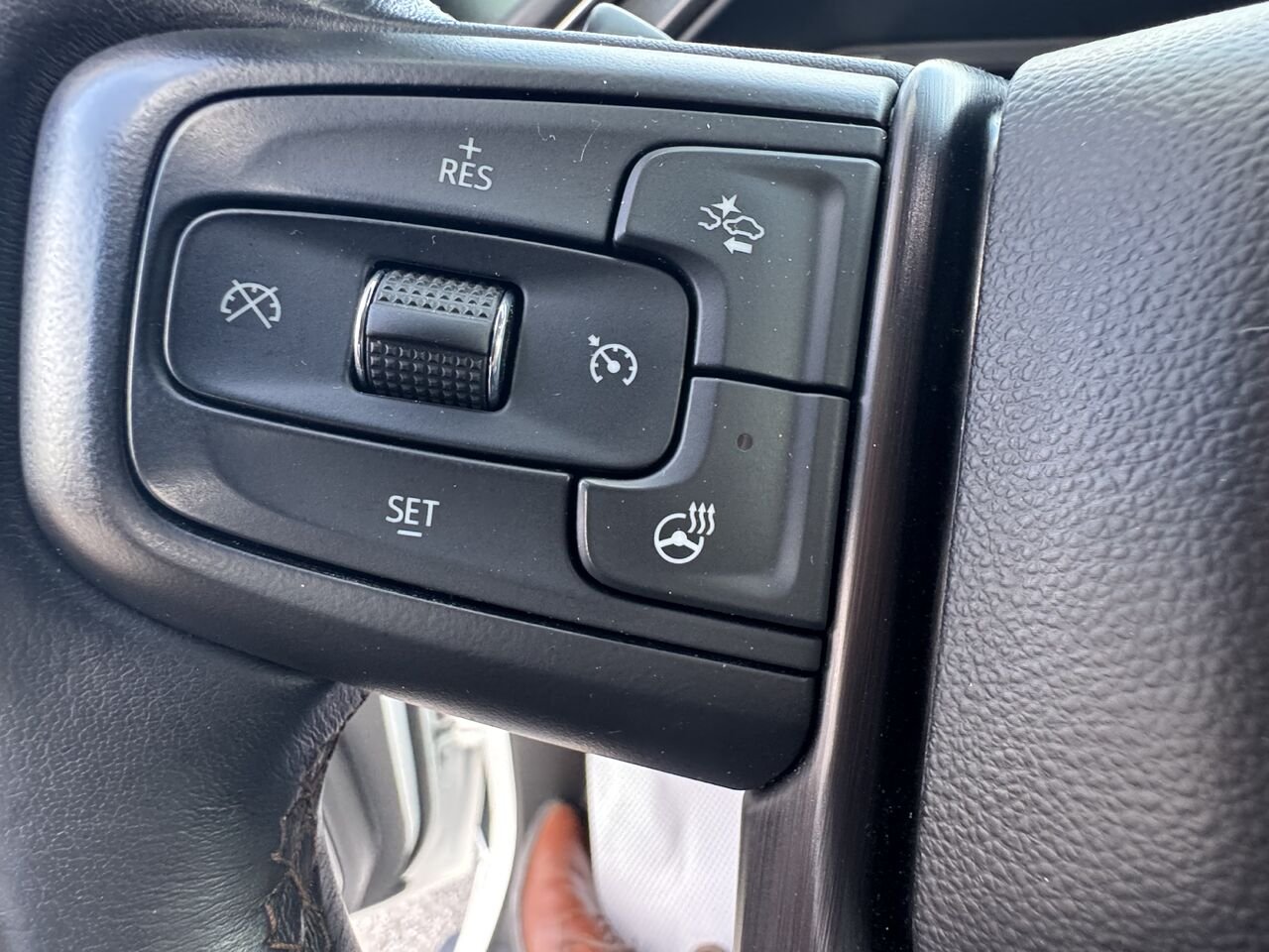 2023 GMC SIERRA 1500 AT4 AT4 cabine multiplace 4RM 157 po White Gatineau - photo #7