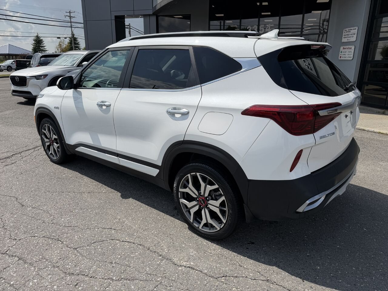 Kia Seltos 2022 Blanc Lac Mégantic - photo #2