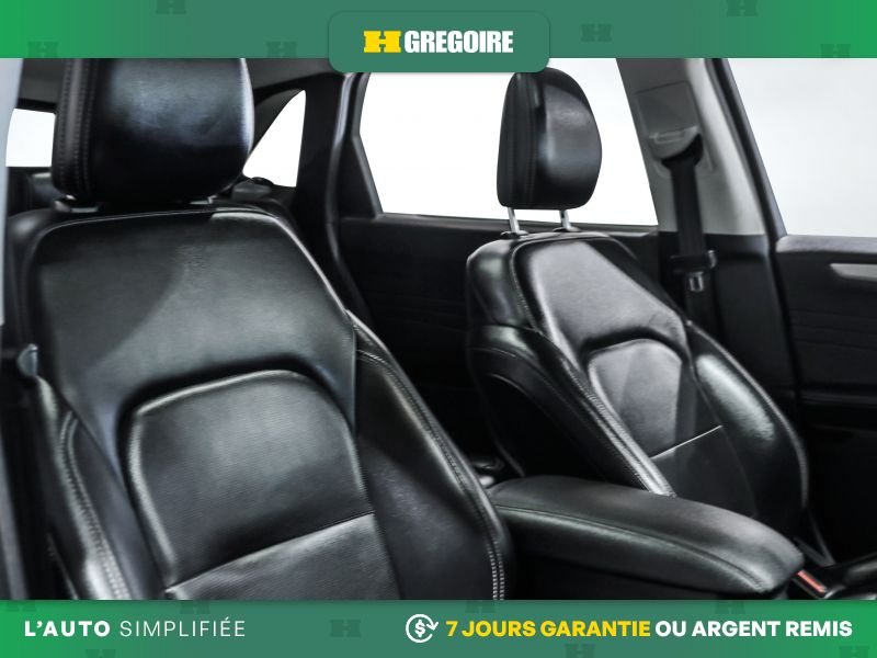 2021 Ford Escape White Laval - photo #24