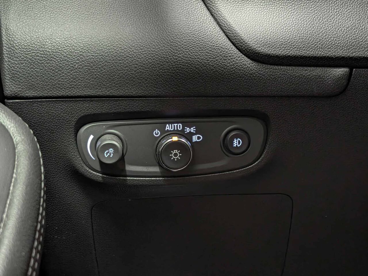 2023 BUICK ENCORE GX AWD Select Bas Km Sièges Chauffants Black Sherbrooke - photo #15