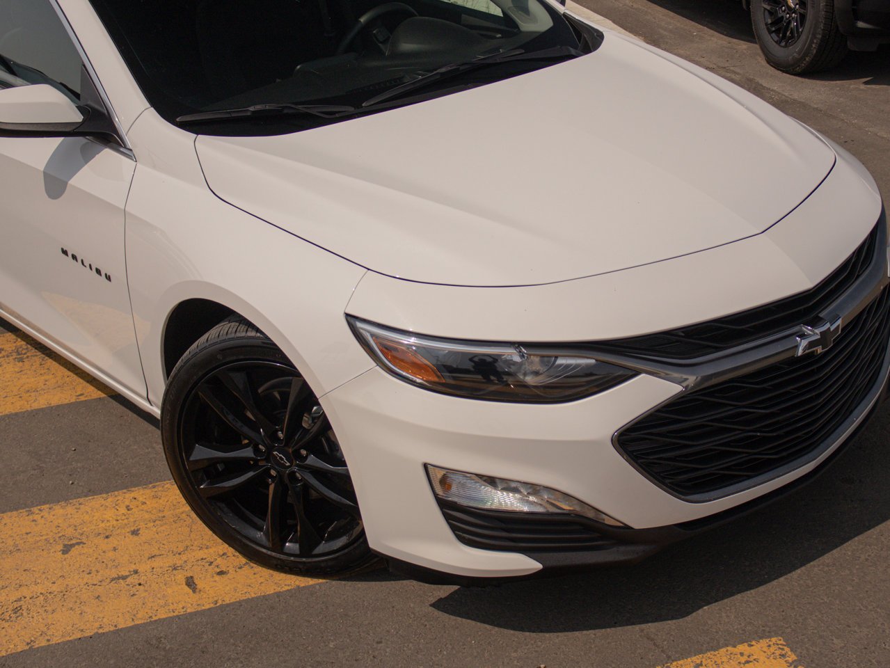 2024 Chevrolet Malibu 4dr Sdn 1LT White Sherwood Park - photo #14