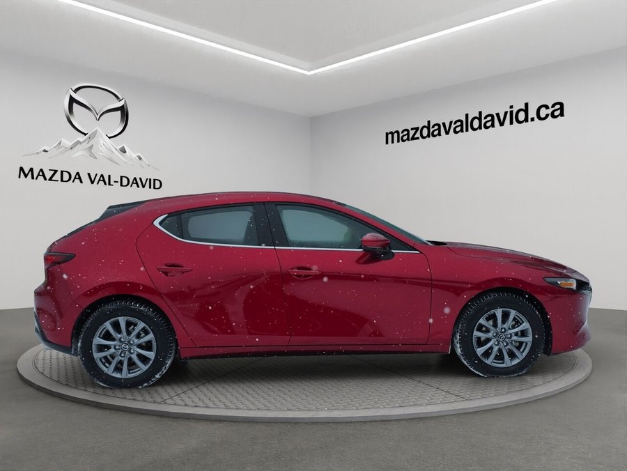 2025 Mazda Mazda3 Sport Automatique, tout équipé, sièges chauffants, caméra de recu Soul Red Crystal Metallic