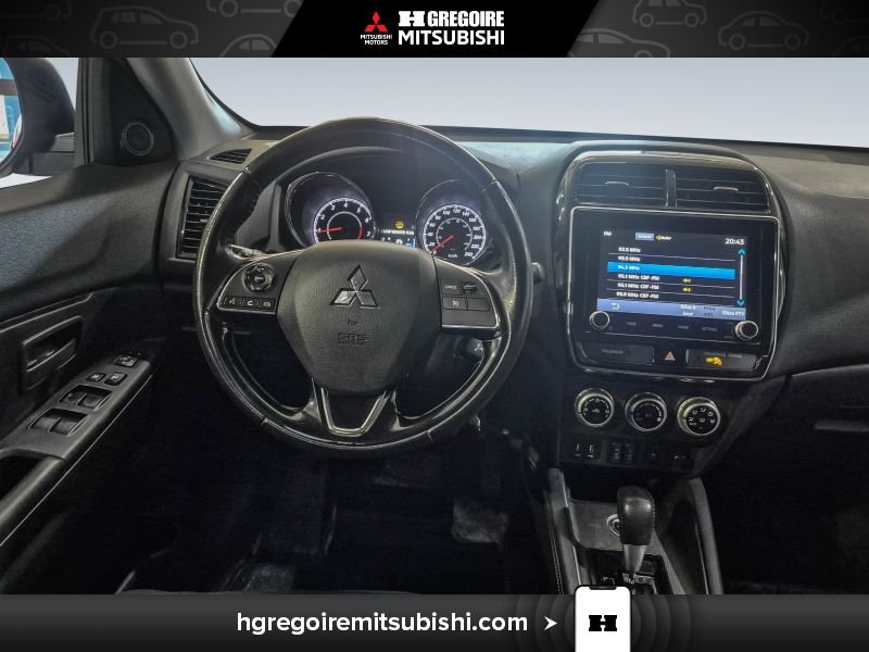 2020 Mitsubishi RVR Black Blainville - photo #17