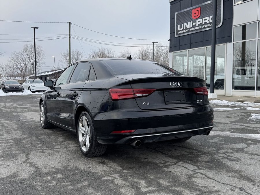 Audi A3 berline 2018 2018 Noir