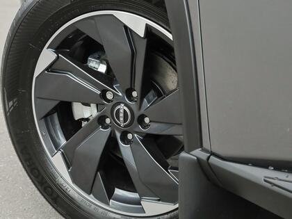 Nissan Rogue 2026 Gris poudre métallisé Blainville - photo #7