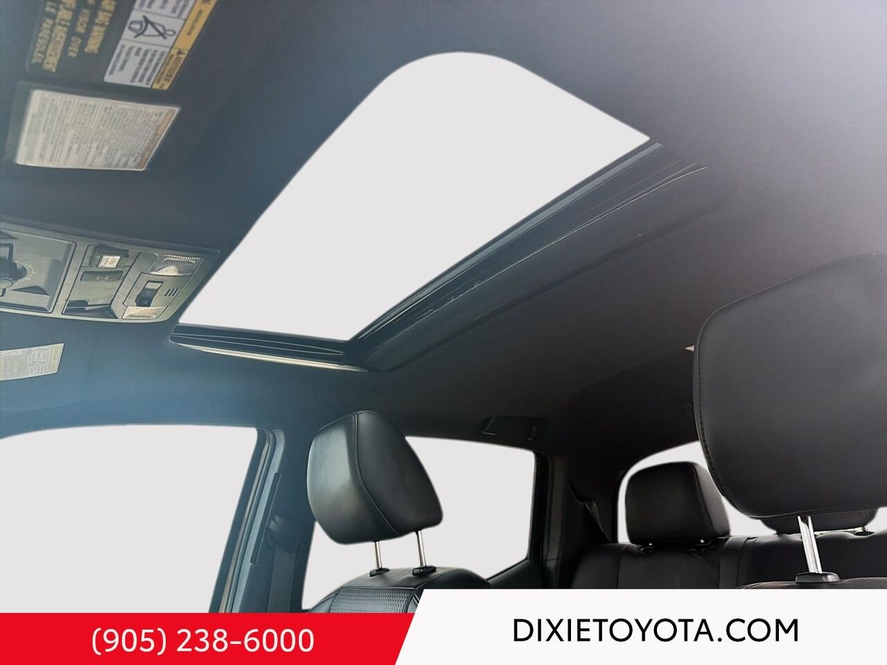 2020 Toyota Tacoma TRD OFFROAD PREMIUM 4WD / V6 / SHORT BED / REAR DIFF LOCK / HEATED SEATS / LEATHER SURFACE / MOONROOF / ALLOY WHEELS Quicksand Mississauga - photo #10