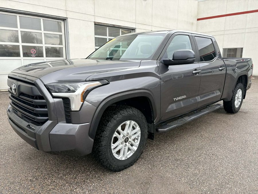 2024 Toyota TUNDRA 2024 Magnetic Grey Metallic