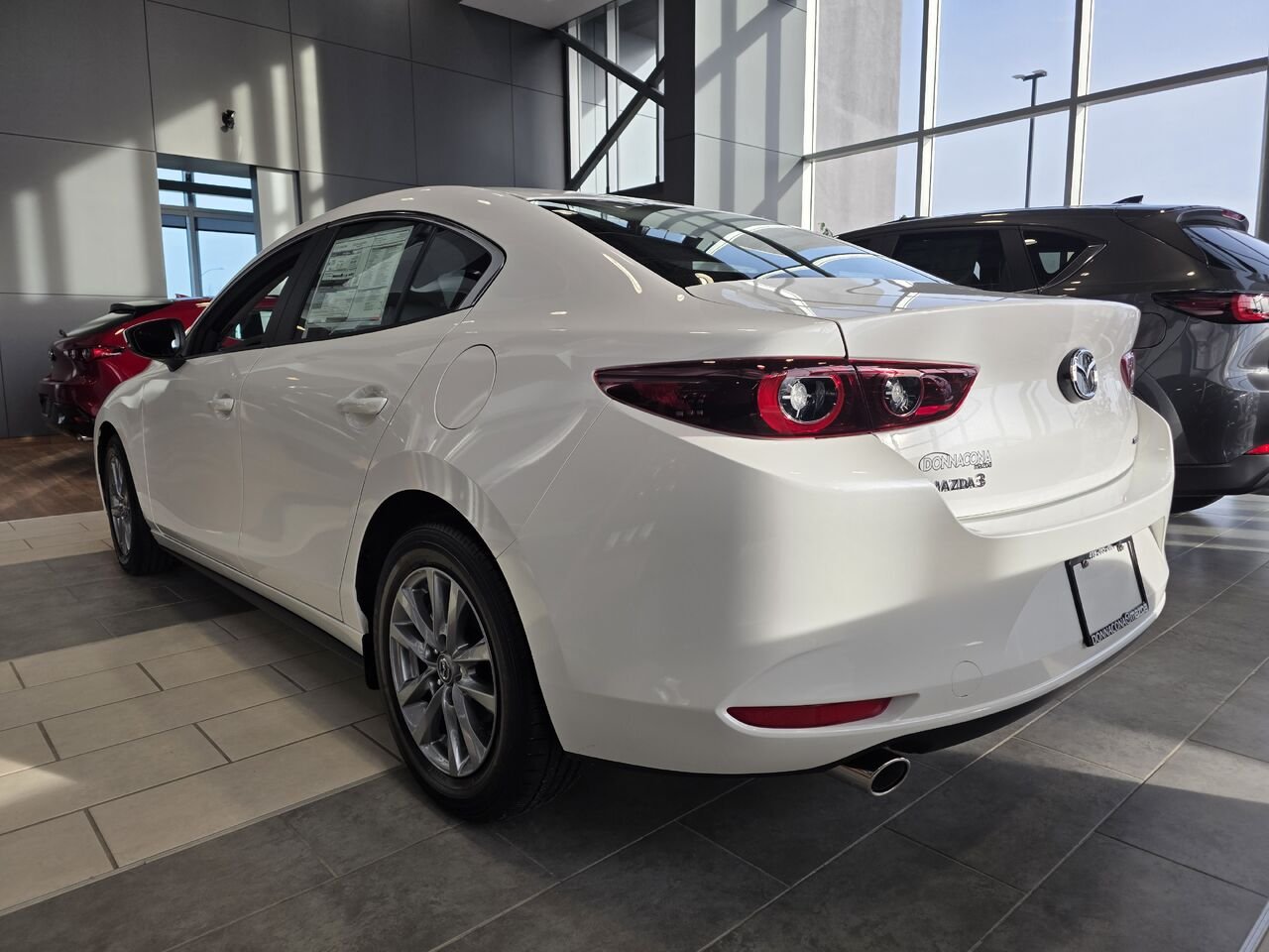 2025 Mazda Mazda3 Platinum Quartz Metallic Donnacona - photo #3