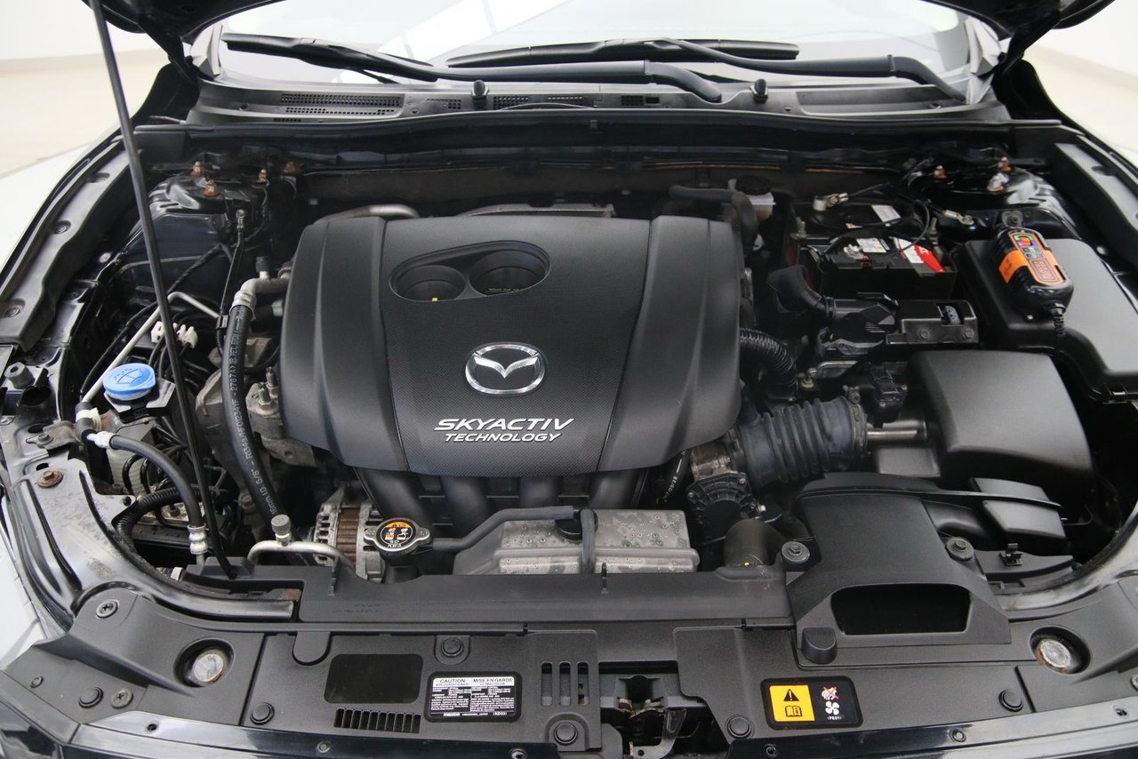 2018 Mazda Mazda3 VIN JM1BN1U79J1182462 Black Baie-Comeau - photo #12