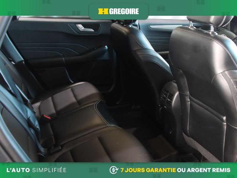 2022 Ford Escape Grey Laval - photo #28