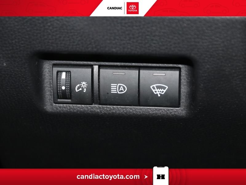 2022 Toyota Rav 4 Silver Laval - photo #18