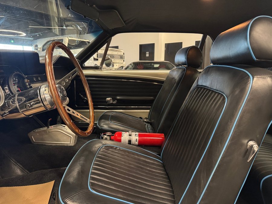 1968 Ford Mustang 1968 Tri-Stage Pearl White