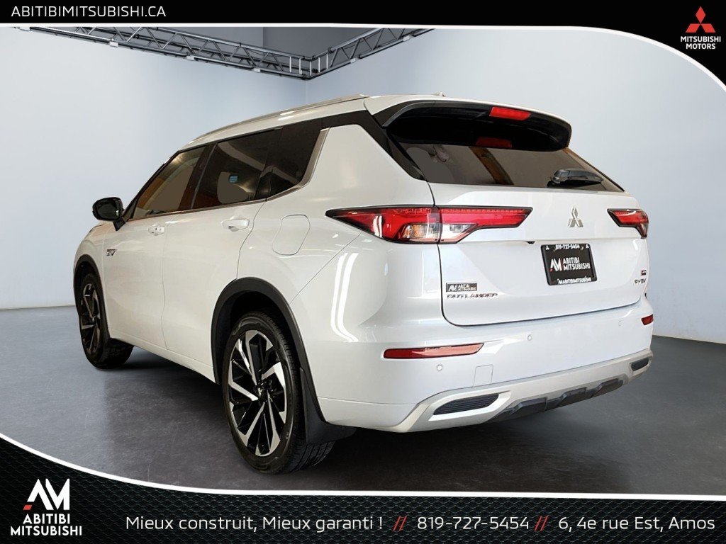 Mitsubishi Outlander PHEV 2023 Blanc Amos - photo #4