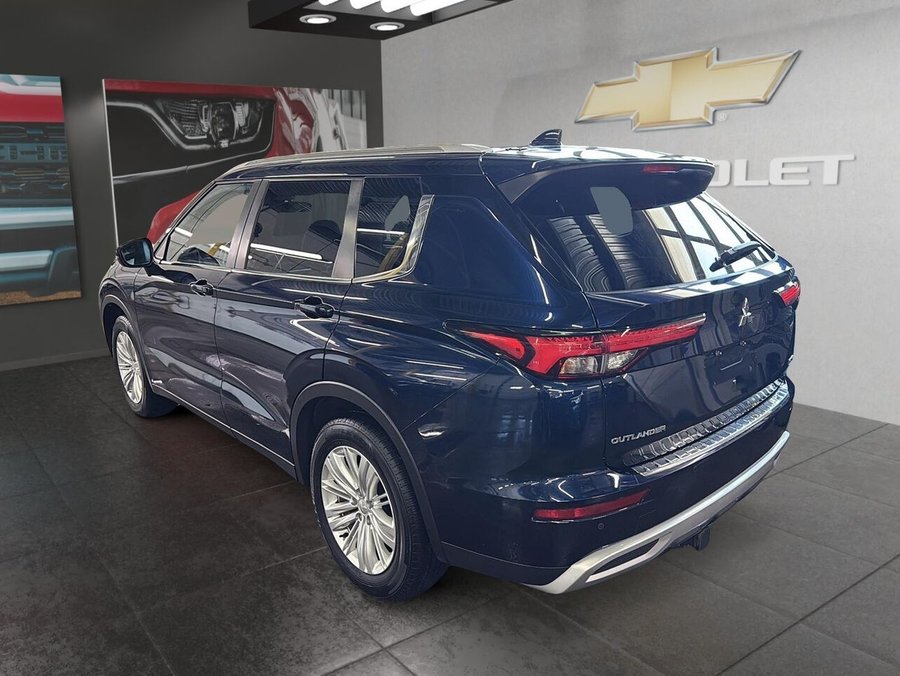 MITSUBISHI OUTLANDER SE 2022
