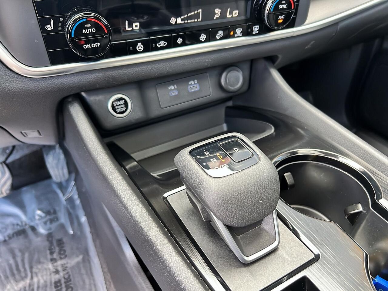 2023 Nissan Rogue SV TOIT OUVRANT Black Québec - photo #14