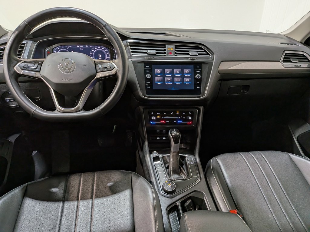 Volkswagen Tiguan Comfortline 4MOTION 2024 Gris Val-David - photo #30