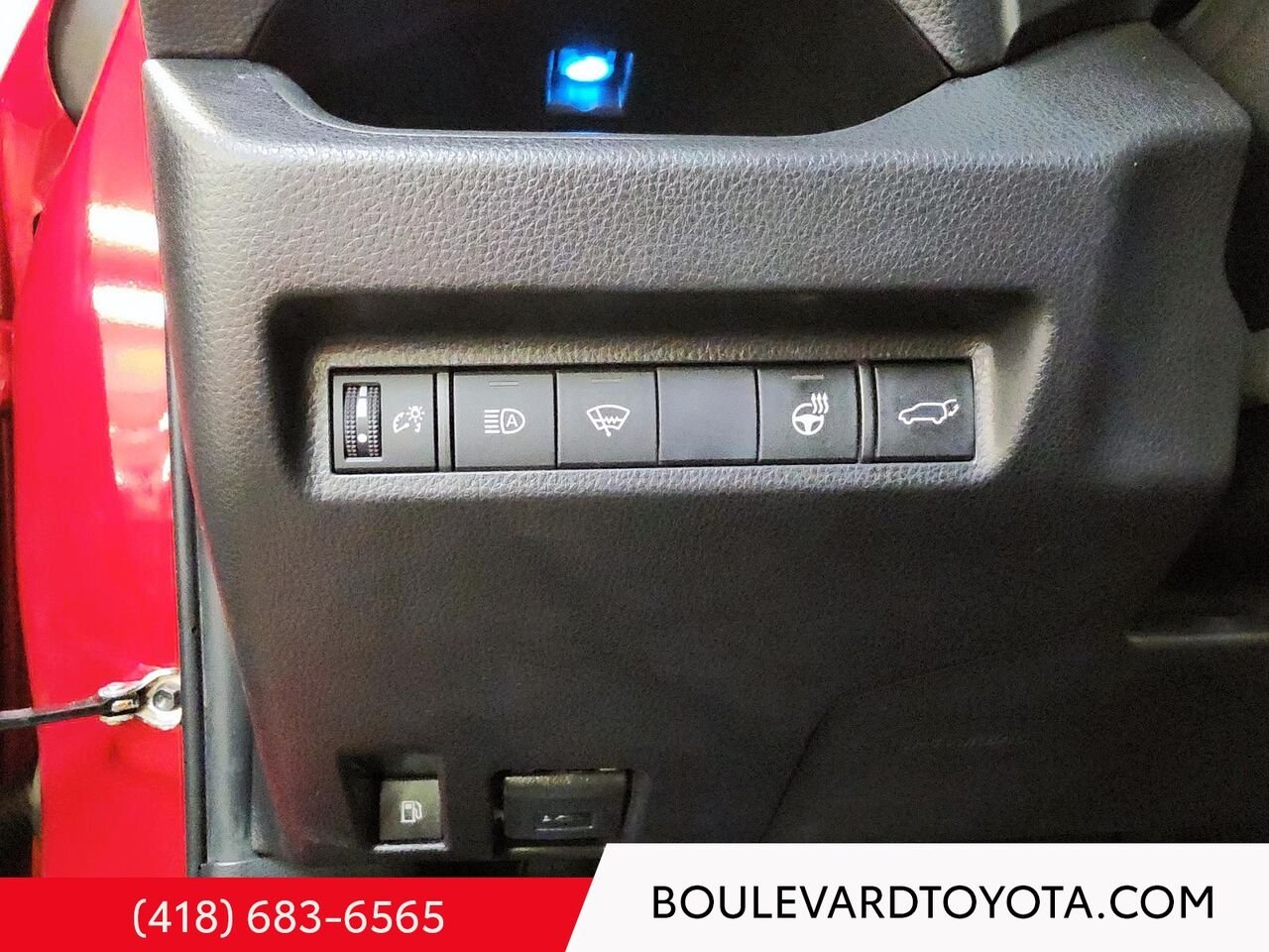 2021 Toyota RAV4 Prime 99740A-189 | XSE, AWD Red Québec - photo #12