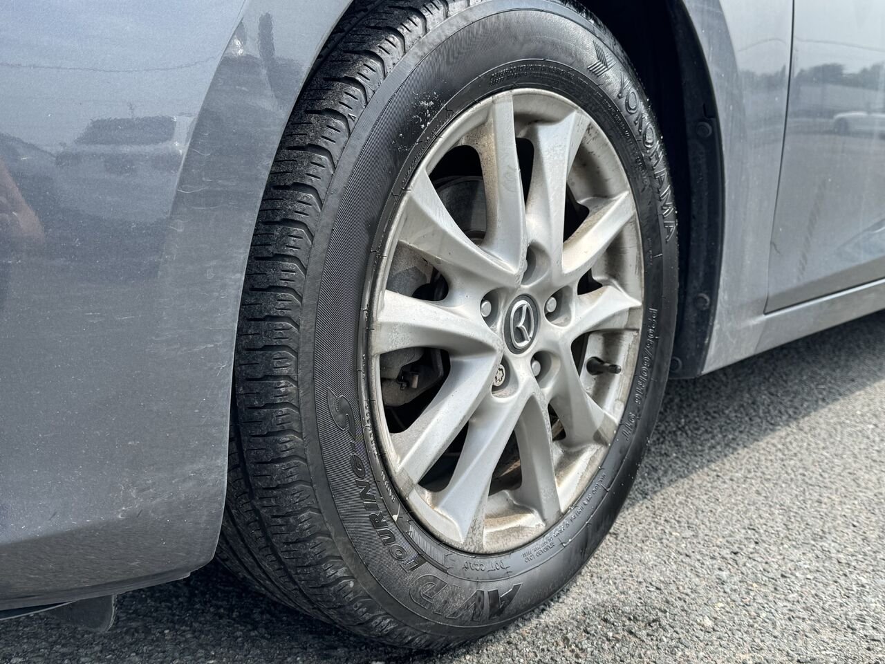 2016 Mazda Mazda3 GS Grey Granby - photo #10