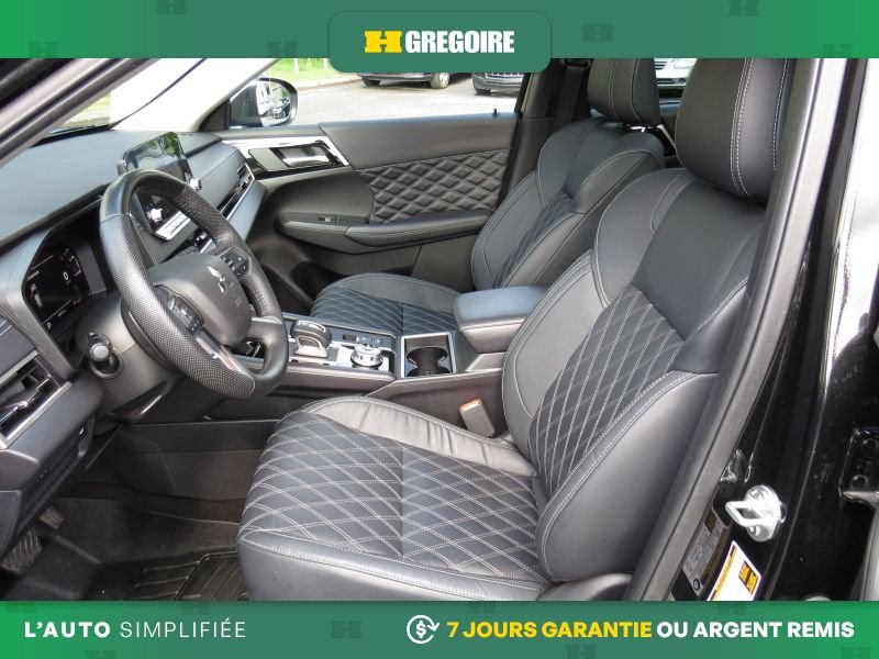 Mitsubishi Outlander 2023 Noir Saint-Eustache - photo #10