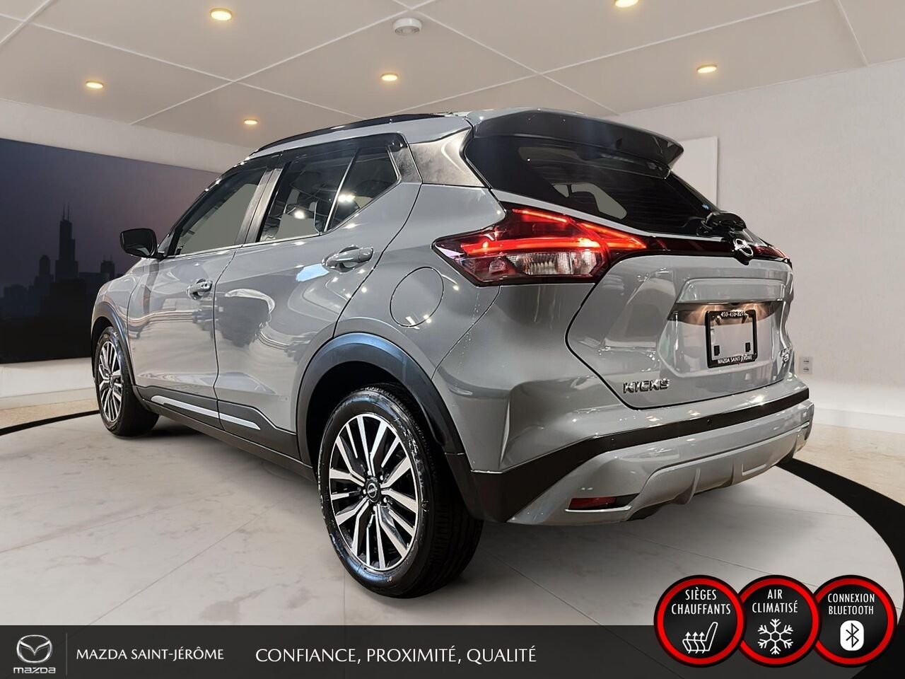 2023 Nissan Kicks SR | BOSE | CUIR | MAGS NOIR | Grey Saint-Jérôme - photo #9