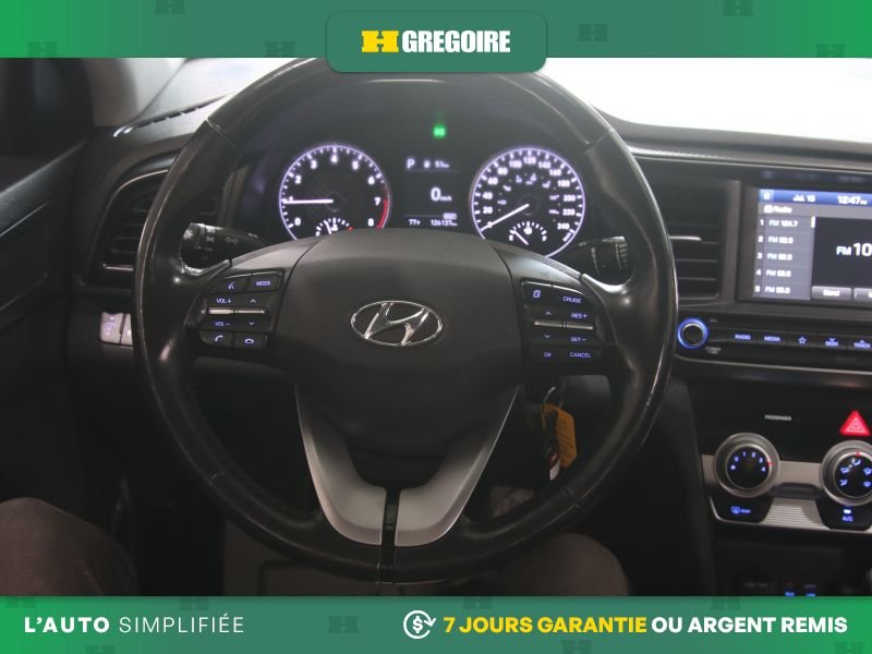 2020 Hyundai Elantra Grey Laval - photo #17