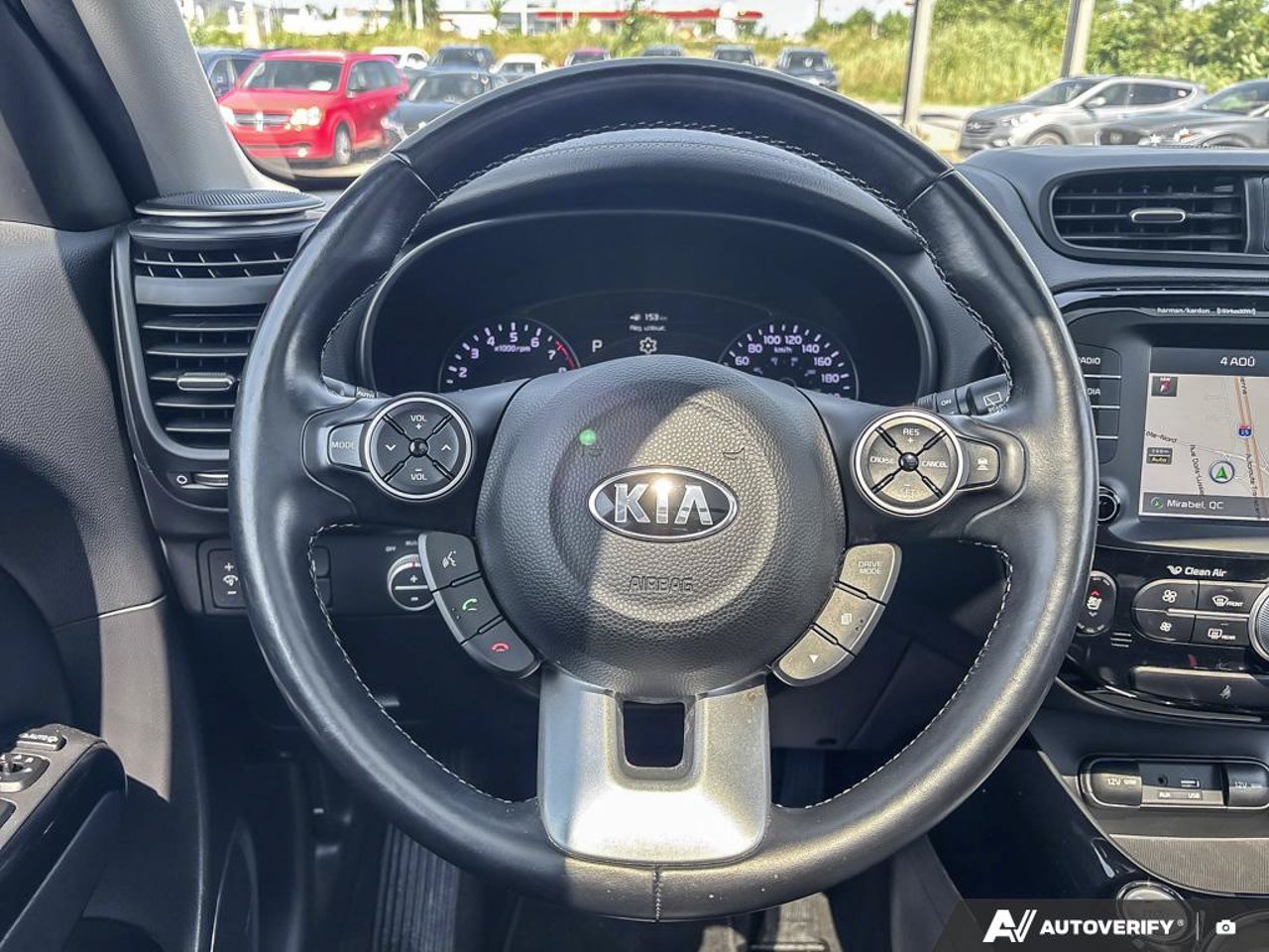 Kia Soul KNDJP3A51J7582744 2018 Rouge Mirabel - photo #16
