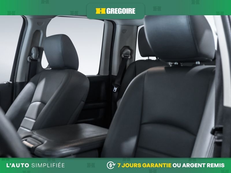 Ram 1500 820219 | ST 4x4 AUTO AC GR ELEC CAM RECULE BLUETOOTH 2019 Noir Laval - photo #15