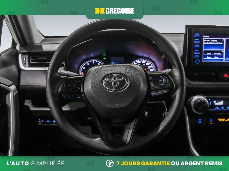 2022 Toyota Rav 4 White Laval - photo #18