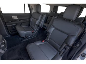 Ford Expedition Active
