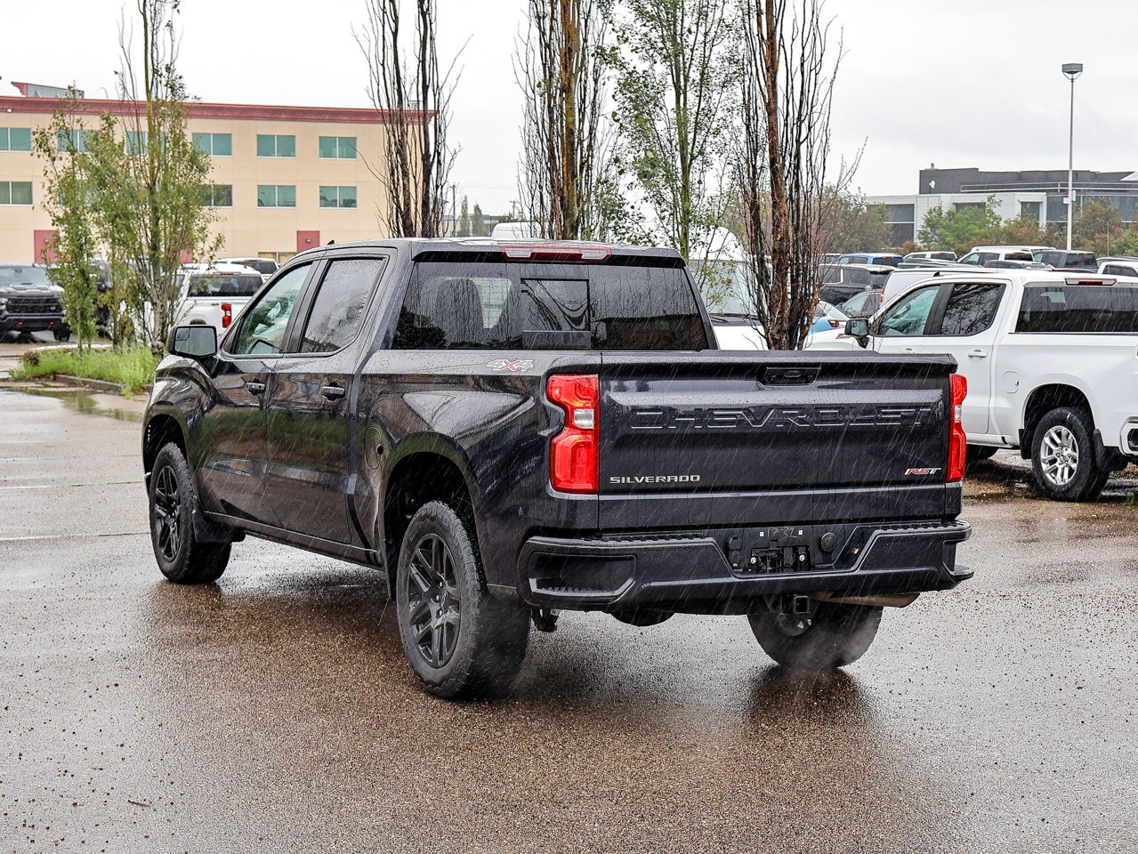 2024 Chevrolet Silverado 1500 4WD Crew Cab 147 RST Black Sherwood Park - photo #10