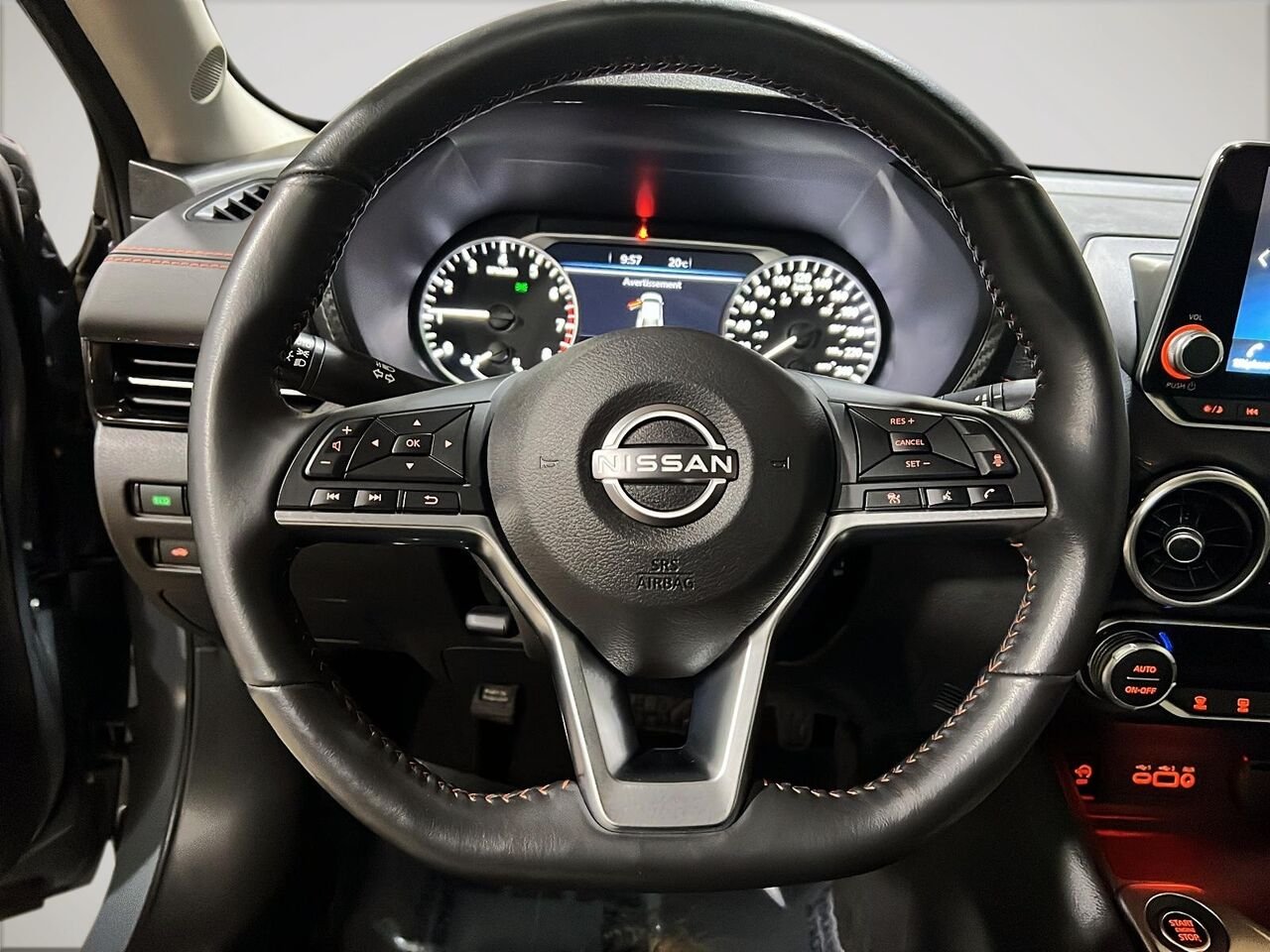 2024 Nissan Sentra SR Grey Québec - photo #11