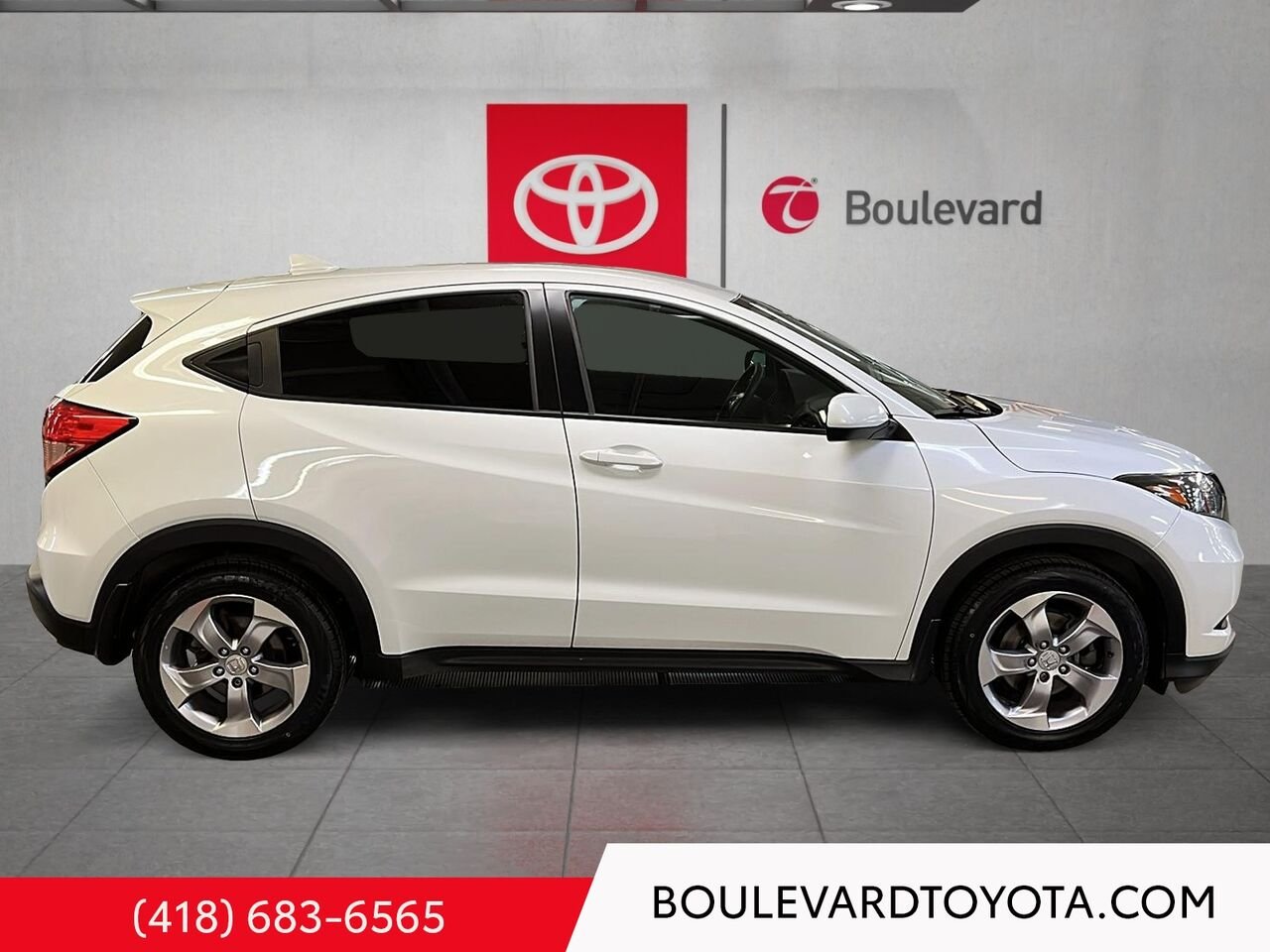 2018 Honda HR-V 100072B-81 | LX White Québec - photo #2