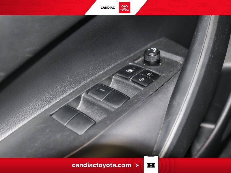 Toyota Corolla TR03925 | Hybrid SE - TOIT OUVRANT - MAGS 2024 Noir Laval - photo #22