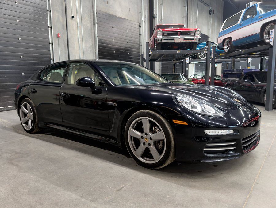 2016 Porsche Panamera 2016