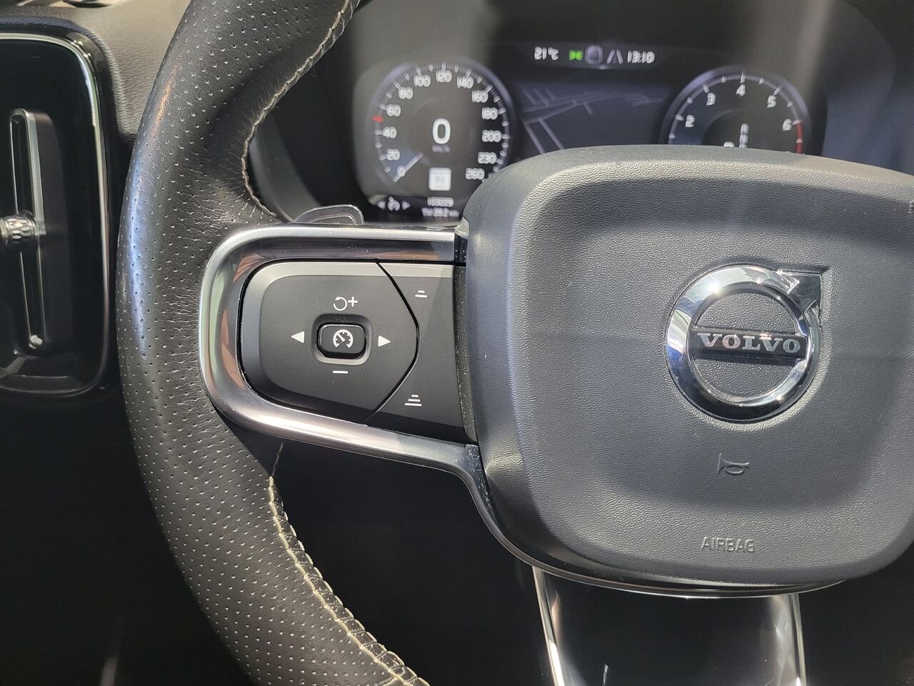 Volvo XC40 2020 Bleu Longueuil, - photo #19