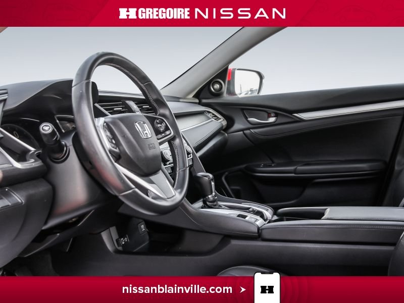 2018 Honda Civic Red Blainville - photo #12