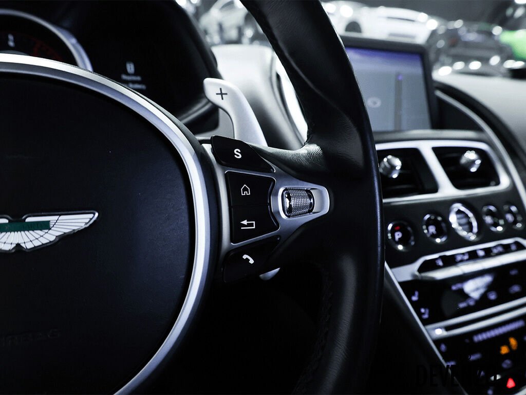 Aston Martin DB11 2017 Noir Saint-Eustache - photo #19