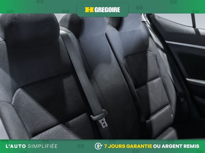 Hyundai Elantra 726869A | Preferred AUTO AC GR ELECT MAGS CAMERA RECUL BLUET 2020 Bleu Laval - photo #23