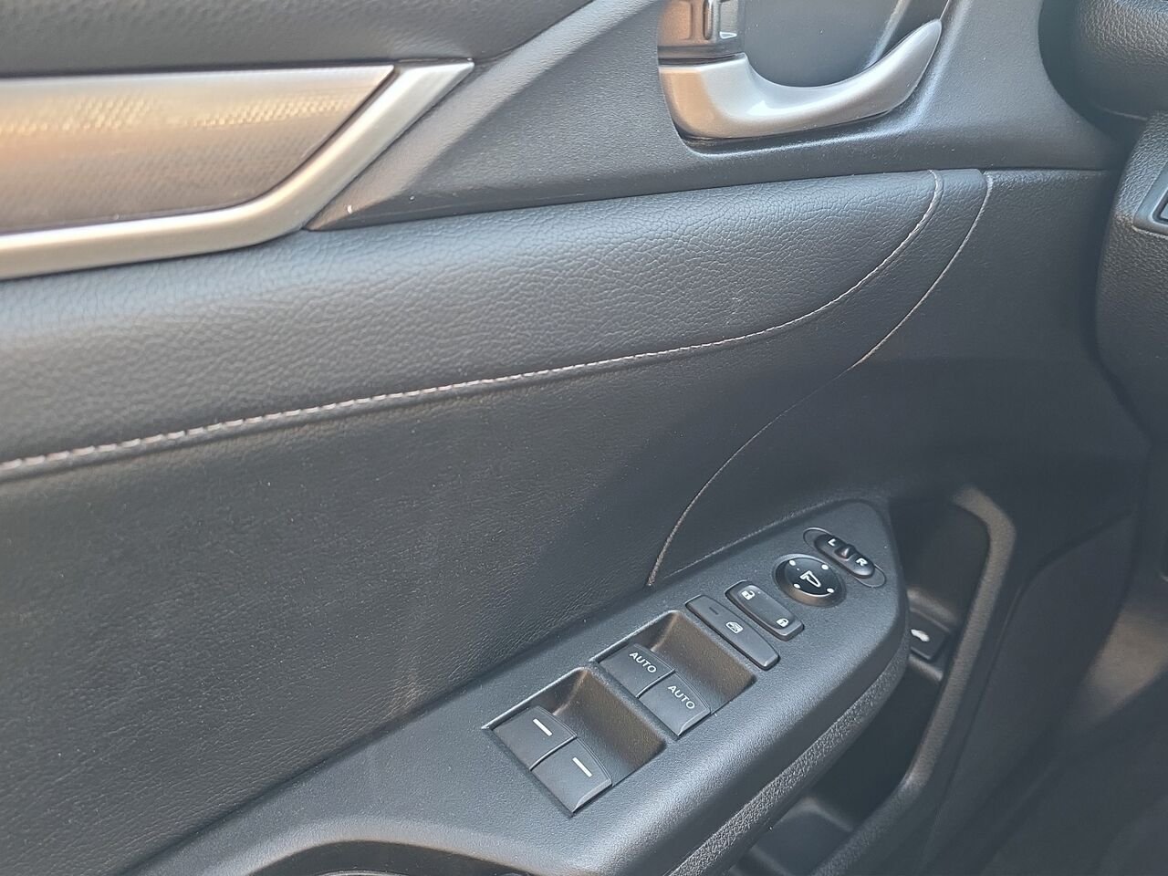 Honda Civic Berline Tourisme CVT, Navigation, Toit ouvrant, Apple Carplay 2020 Rouge Val-David - photo #14