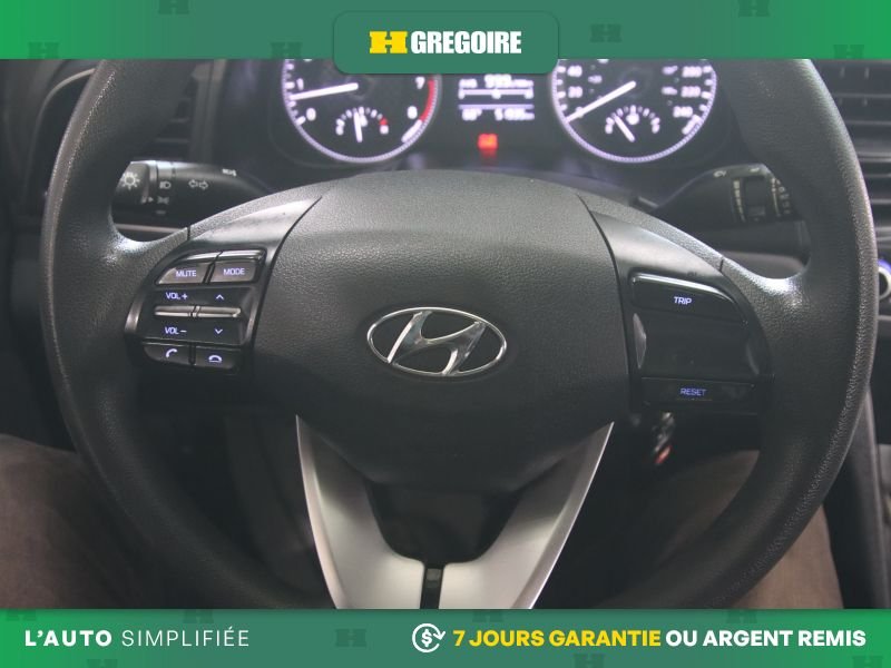 Hyundai Elantra 820783 | Essential A/C CAM RECUL BLUETOOTH 2019 Rouge Laval - photo #17