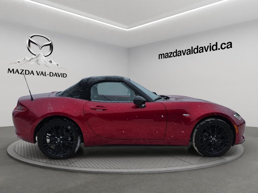 Mazda MX-5 GS-P Automatique, paddleshift, jamais accidenté, certifié 2024 Rouge
